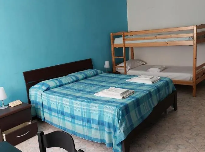 Cuba Alloggi Per Turismo 冯塔尼比安奇